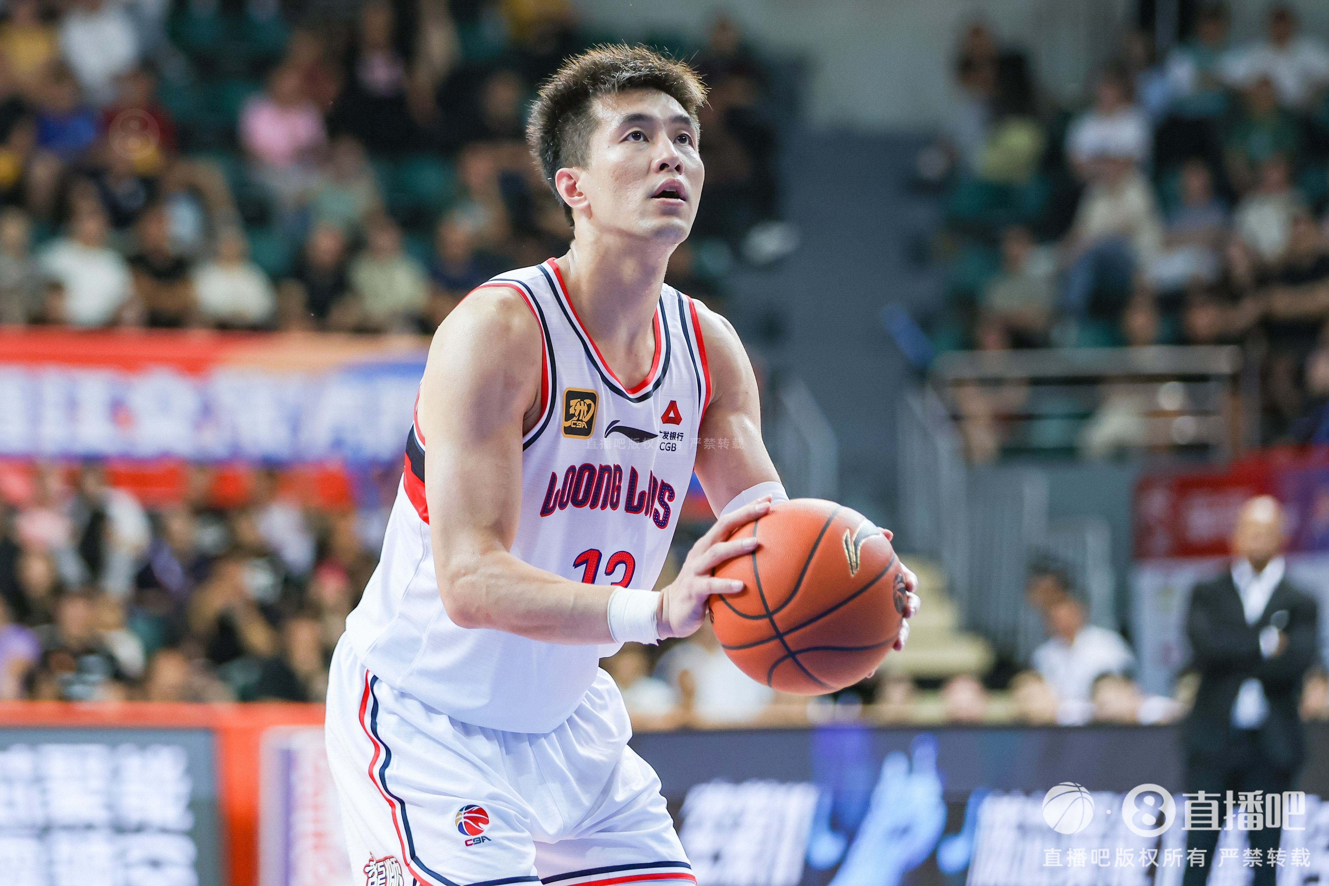 2026世界杯投注app下载-媒体人：郭艾伦的合同将到期 他肯定是不希望就这样结束职业生涯